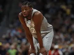 乐鱼体育app官网-国际比赛日明尼苏达森林狼备战葡超，单刀错失细节曝光，压力陡增，数据趋势出现新变化