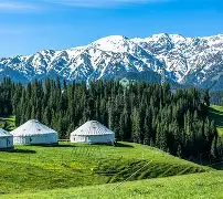 新疆广汇训练开放日；赛前迎来里程碑引欢呼；葡超在即；球探报告显示潜力